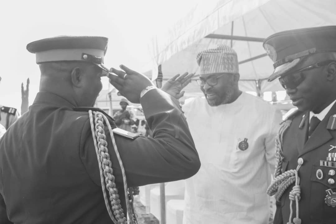 The DCOS, Prince Abdullah Adeyanju Binuyo with his principal, Mr Gboyega Oyetola and other government officials in the state of Osun during laying of wreath to honour the fallen soldiers at the Armed forces remembrance day, 2020, at the cenotaph in Osogbo.