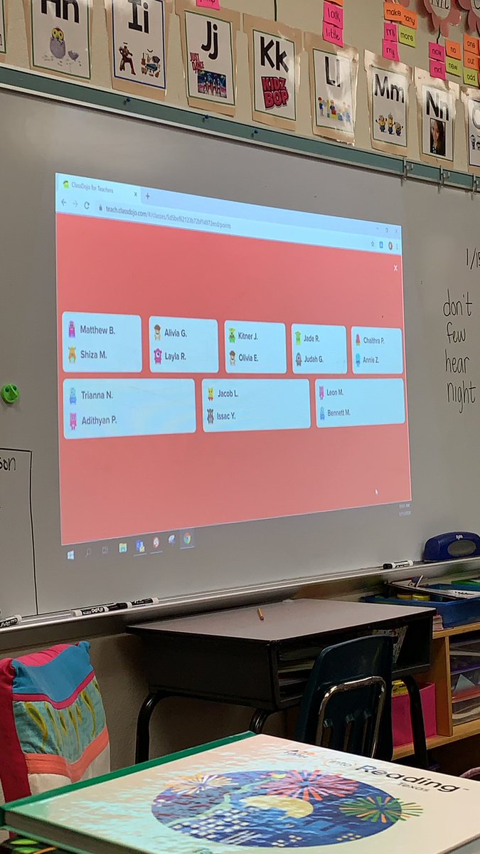 ElementaryNerd's tweet photo. Fastest and easiest way to make groups is with #classdojo group maker! It mixes students up so that they work with new peers every time! https://t.co/D5g5w5W1lS