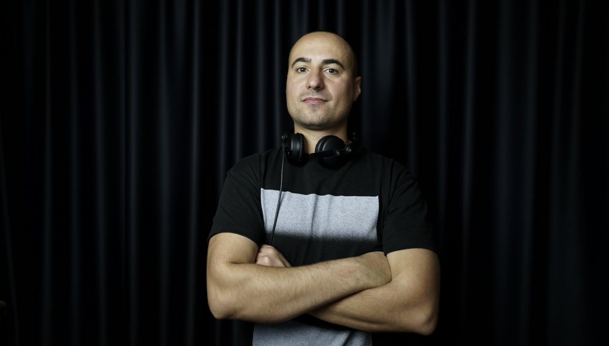 DJmag's tweet photo. The best trance tracks of the month are here, featuring @SundancerDJ, @tinlicker_nl, @Cold_Blue, @StoneTerm, @scotproject, @MarkusSchulz, Emerge (@scorchinrecords), The Thrillseekers (@SteveHelstrip) and more

https://t.co/mQJ66qZqVp https://t.co/OihB8KaadT