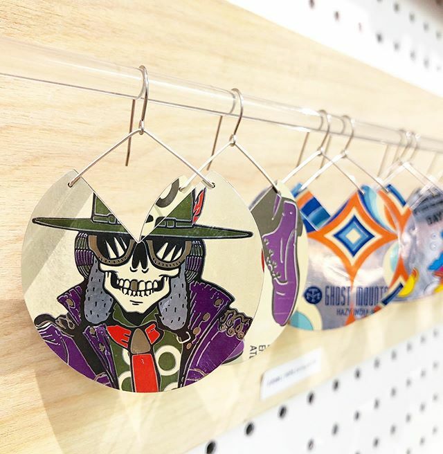 Opening day @americasmartatl! Come visit us in Handmade Designs - Building 3/Floor 2/Booth 213 to snag these super light weight Hops Earrings made from a rescued <a href="/newbelgium/">New Belgium Brewing</a> <a href="/voodooranger/">Voodoo Ranger</a> beer can! 🍻♻️ ift.tt/2tY2GXD