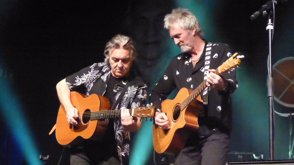 CallyL123's tweet photo. Great shows night after night... #frontm3n check out https://t.co/9hyhhKJVDO for the full tour list 😊 @_petelincoln @PeterHowarthXXX @mickwilsonmusic https://t.co/XntlgegufC