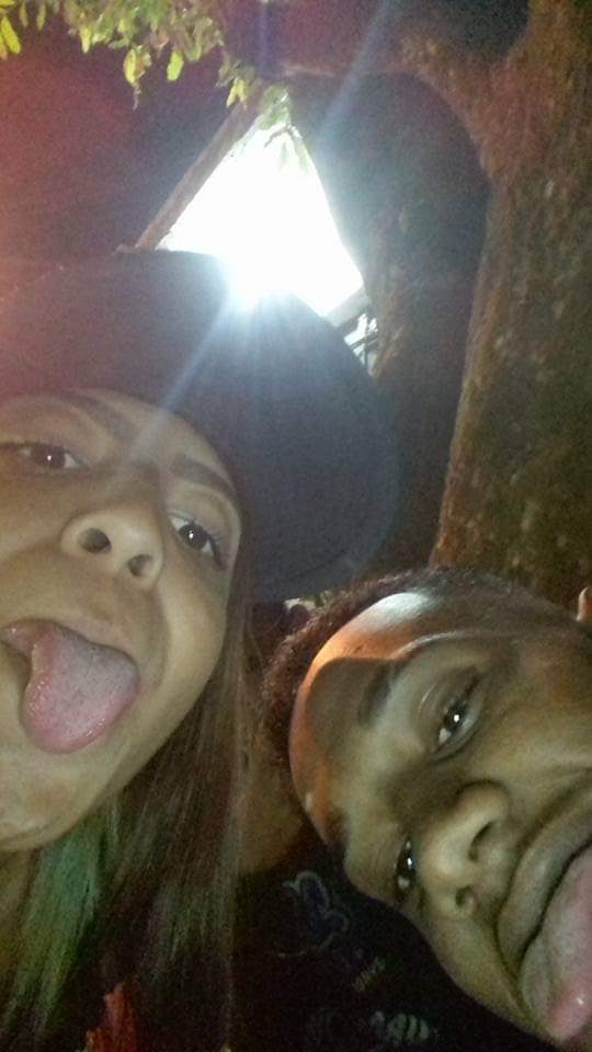 LexandraMelo's tweet photo. Eu te amo demais, não sei o porquê de partir, tantas saudades vou sentir.. 
A irmã te ama mais que tudo nessa vida, e sempre vou ser pra você e por você. Nada mais será como antes, perder você é uma tremenda dor, não suporto a idéia de viver sem você+ https://t.co/bvnlks2opm