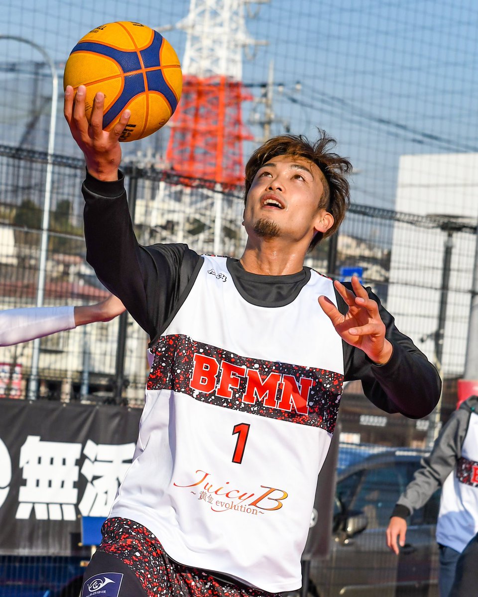 akikomali's tweet photo. 2020/01/13
BEEFMAN公開練習
#野呂竜比人
#BEEFMANEXE
#BCOURT #横浜ビーコート
#3x3 #3x3JCH #JBA3x3 #3x3EXE https://t.co/vq3Cij30r6