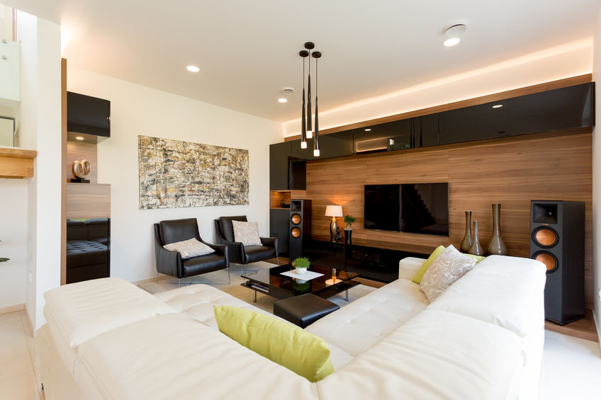 SaltLakeHBA's tweet photo. Winter weather bringing you down? Upgrade your home's interior. https://t.co/5jhnbYiKxU #SLHBA #interiordesign https://t.co/a6lsFW9FCV
