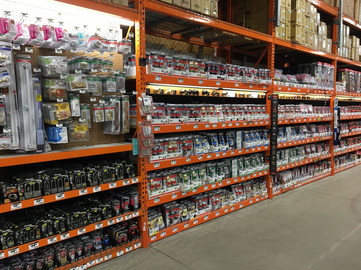 “Locked” and loaded. In stock 2.0 Great job team. ⁦<a href="/ParkvilleHD2577/">Pleasantville</a>⁩ ⁦@BdixonTHD⁩ ⁦@TimSmith_2577⁩ @hddonosantiago ⁦<a href="/Ingram5Curtis/">Curtis Ingram</a>⁩