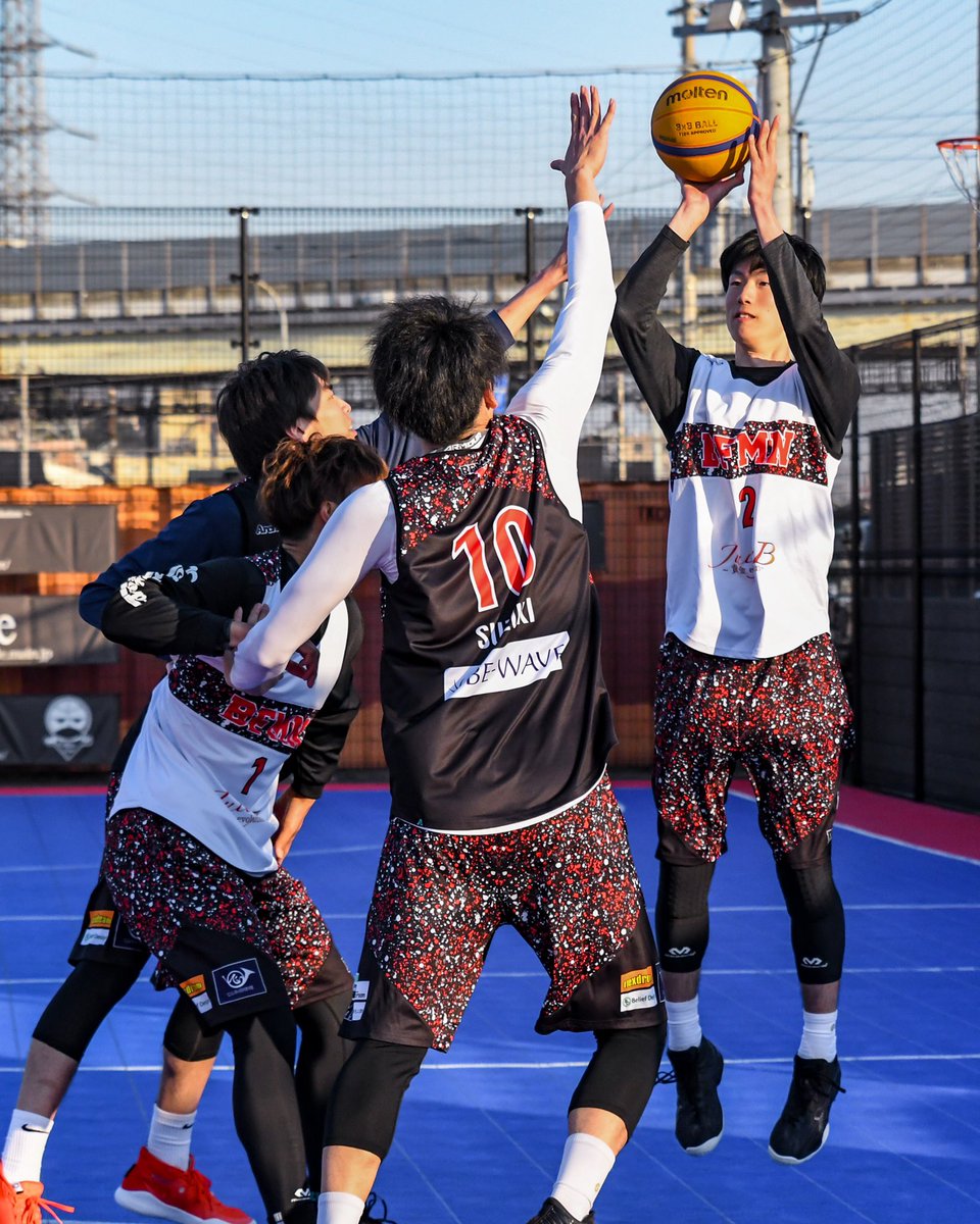 akikomali's tweet photo. 2020/01/13
BEEFMAN公開練習
#出羽崚一
#BEEFMANEXE
#BCOURT #横浜ビーコート
#3x3 #3x3JCH #JBA3x3 #3x3EXE https://t.co/27qJtVhvH0