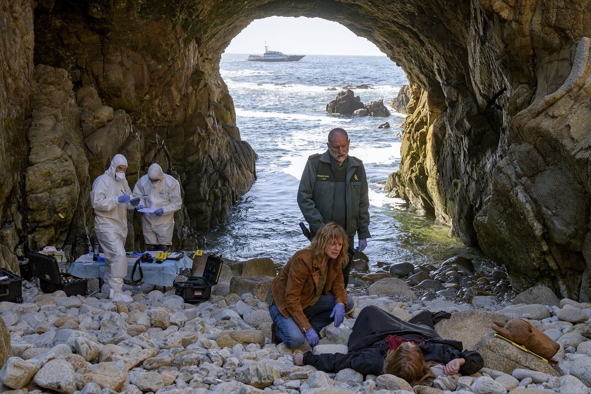 rtveplay's tweet photo. 🌿🌿 ¡Qué maravilla de escenarios tiene #Néboa1! ¿A quién le entran ganas de visitar Galicia? Vente con nosotros ahora mismo siguiendo el directo ▶ https://t.co/dA33j93lZy https://t.co/HR08FNI1xB