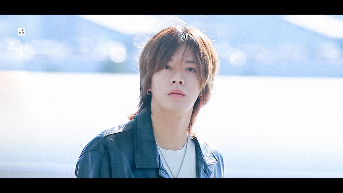 _mukiin's tweet photo. โปสเตอร์อุบัติรักข้ามขอบฟ้าป้ะ ทำต่อกันเหมือนฉันไม่ดีไม่มีค่าอะไร เหมือนกับคนไม่มีประโยชน์อะไร https://t.co/mUyxaTEEOL
