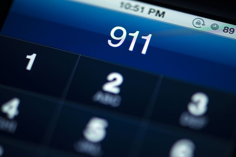 OttawaPolice's tweet photo. If you know or think that you've called 911 in error, stay on the line and don't hang-up! Answer a few questions from the operator and we'll take care of the rest! https://t.co/K6XGa1bdVi