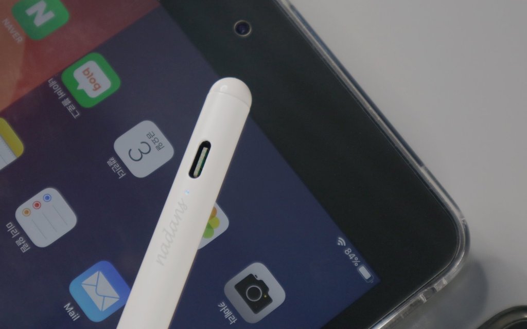 editor_square's tweet image. 아이패드 호환 펜슬 ‘나단스펜슬’ 리뷰 editorslook.com/archives/4046