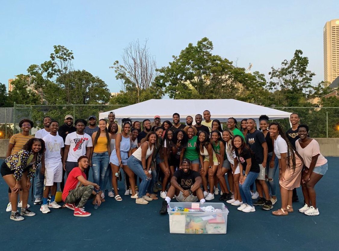 NuMuAlphas06's tweet photo. Happy Founders Day to the Home Team 😌💕💚 https://t.co/vqwFss7PKC