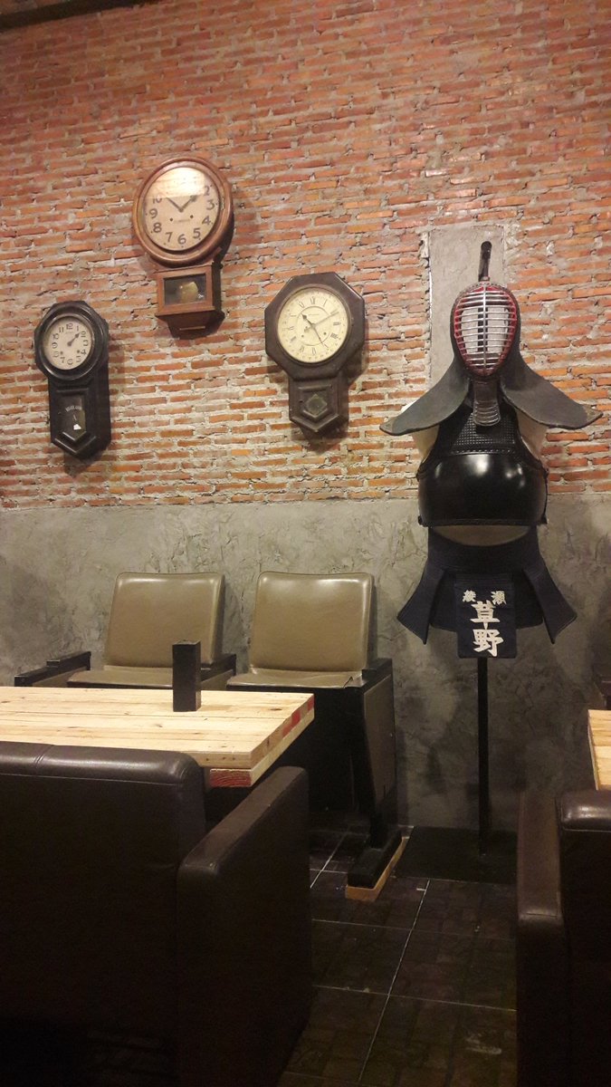 fangphit's tweet photo. ลืมรีวิว ข้าวหน้าเนื้ออร่อยมากแม่ พี่เค้าแถมน้ำจิ้มเกาหลีให้จิ้มกับเนื้อด้วย แล้วก็ปีกไก่ย่างให้ด้วย น่ารักมาก 
พิกัดหลังมอ ข้างๆร้านชบาน์ ตรงข้ามนัดพบเด้อ
#รีวิวมข #รีวิวขอนแก่น https://t.co/xCPsnmGpb8