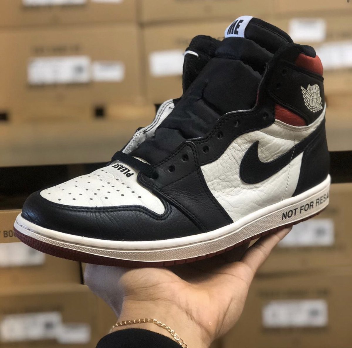 twitter sneakersnstuff