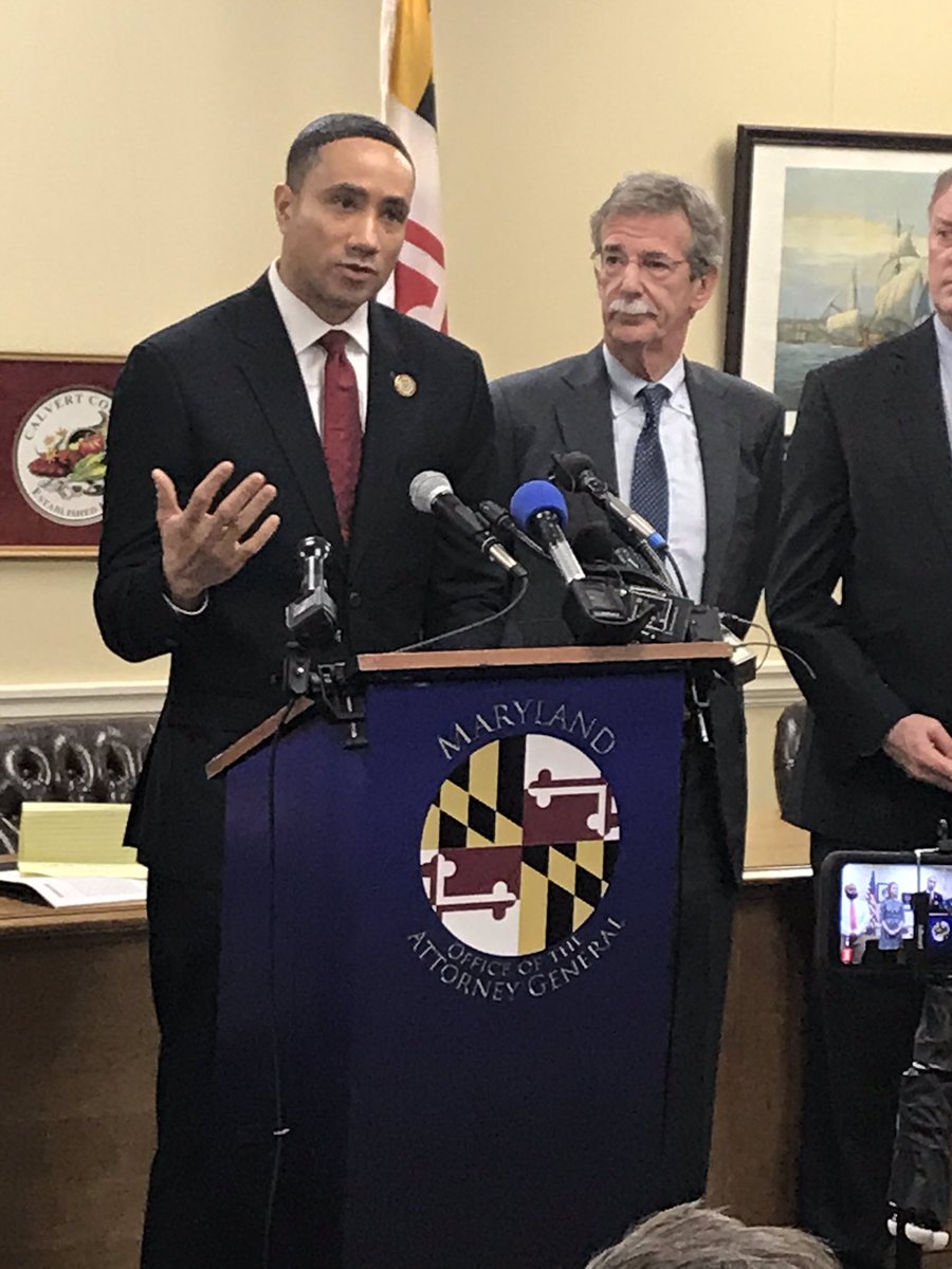 Willcsmithjr's tweet image. Today I joined @BrianFrosh, @SenBillFerg, @BELBaltimore and others to introduce legislation that will end debt-based driver’s license suspensions due to unpaid fines and fees. Tens of thousands in MD have their driving privileges revoked for failing to pay a small fine. #MDGA2020
