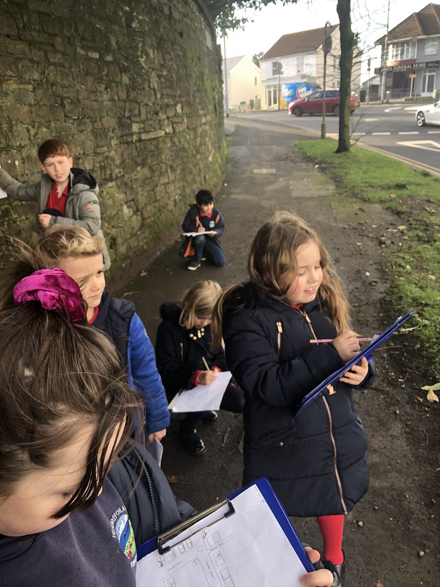 Hendrefoilan's tweet photo. An afternoon dodging the showers for Year4 in Killay. We did questionnaires, mapped shops and did a traffic survey. #hdfpy4 #hdfphum https://t.co/YUYwX6W4zS
