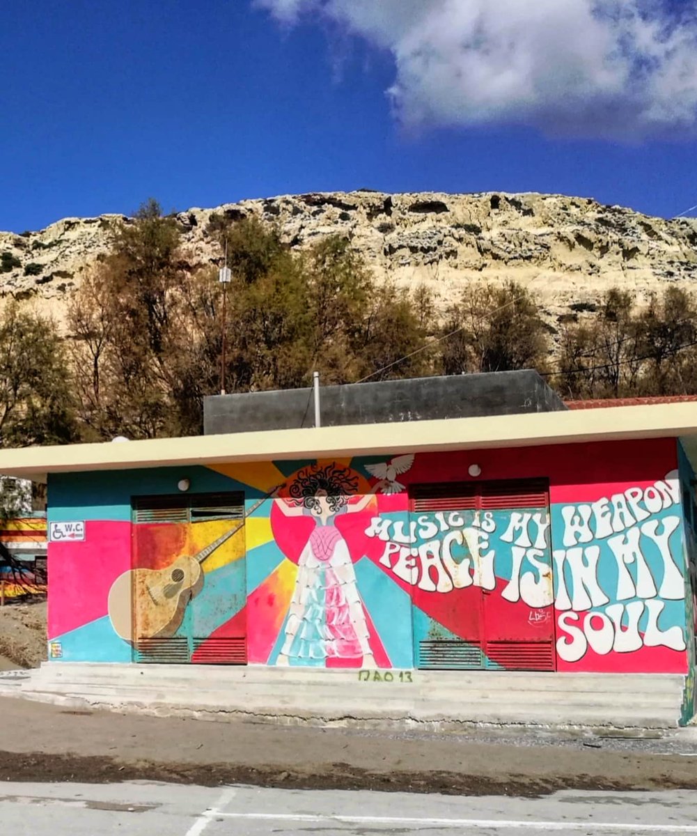 VagaBobTravel's tweet photo. Groovin' in the off-season vibe of Matala ☮️
.
.
#matala #matalabeach #matalamagic #southcoastalcrete #messarabay #libyansea #sixtiesgroovin #hippieflashback #commune #matalacaves #ancienthabitation #beachart #offseasonserenity #coastalchillin #wanderlust #explorediscoverenjoy https://t.co/2sYovDDVBK