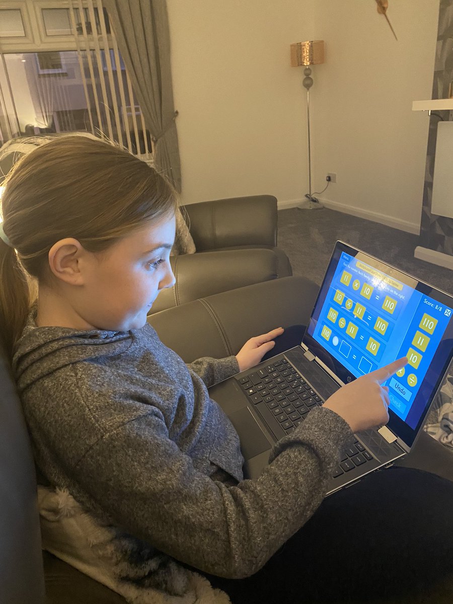 loudempsey78's tweet photo. @lasswadeps Kara P5p doing #topmarks #mathshomework https://t.co/4PTqLNjnnS