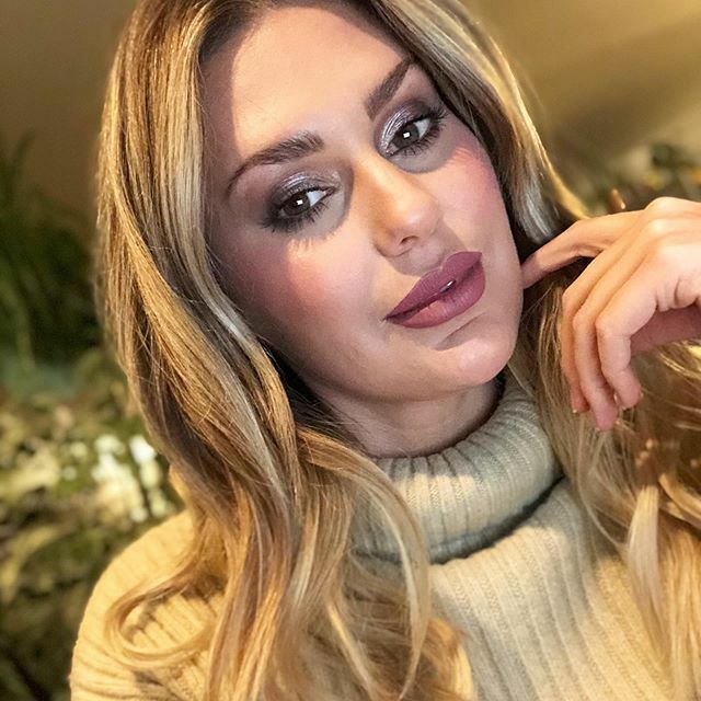 Schönen Mittwoch meine lieben Makeuplovers!! Wie war eure Woche bis jetzt? 
Ich habe wieder ein neues Video gedreht und bin schon gespannt, was ihr sagt.
Kommt wie immer am Sonntag, 18 Uhr! 
#makeup #motd #makeupartist #lips by <a href="/fentybeauty/">Fenty Beauty</a> „Uncuffed“ ift.tt/2QWL8nV