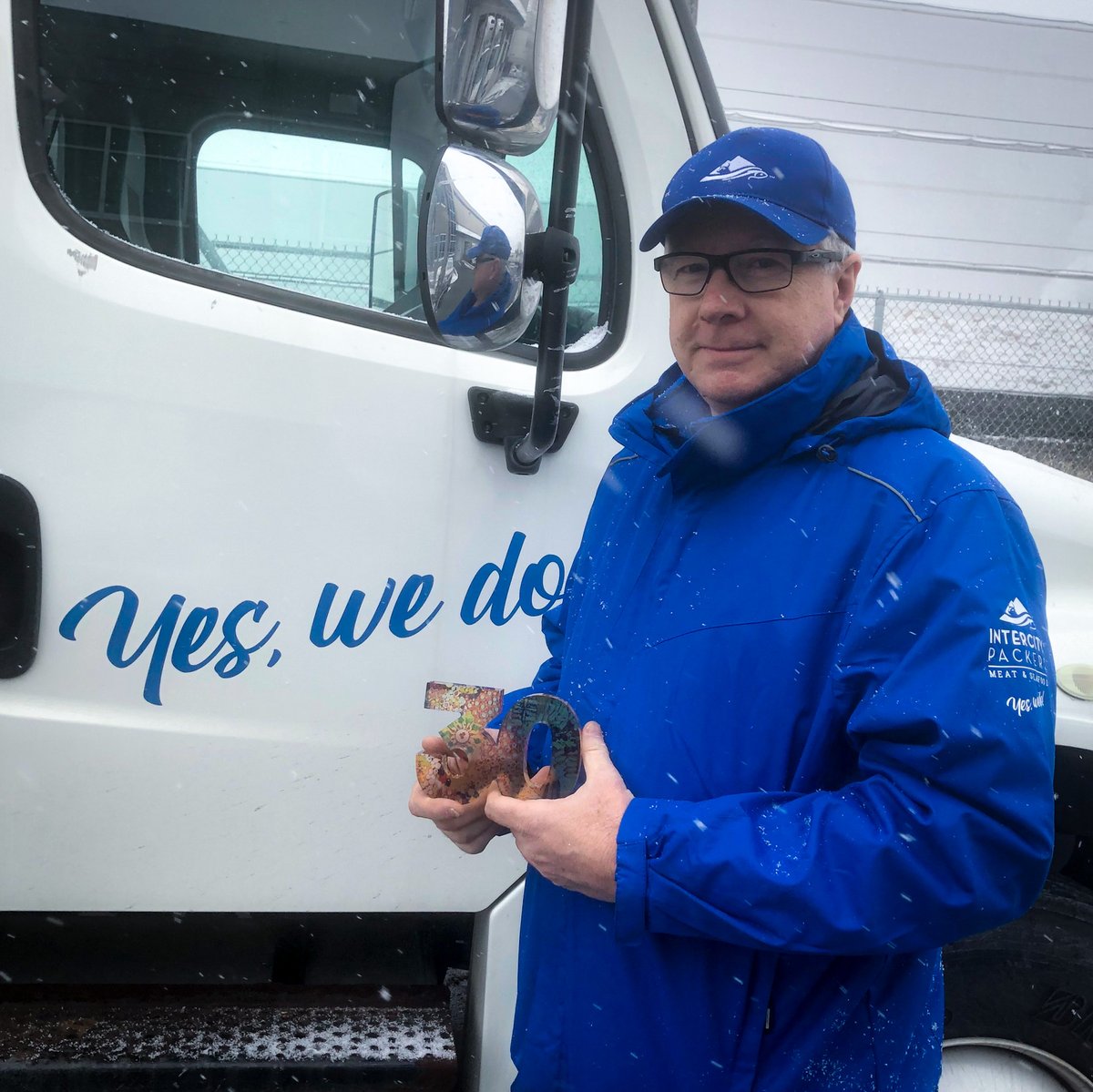 intercitypackrs's tweet photo. *All Afternoon deliveries have been cancelled. If you're expecting an order, our team will call you shortly. Our apologies for the inconvenience.* Shoutout to Craig, who is an irreplaceable member of our team who has braved these Canadian conditions for 30 years with our team! https://t.co/XwZlMmc6uA