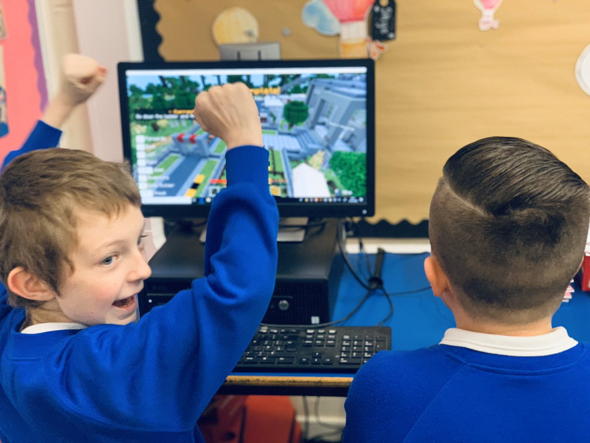 MrsOrrCPS's tweet image. P6 loved this #ComputingScience #STEM lesson today, using @PlayCraftLearn ✨Use code to protect the forest from fire! Great if you’ve been discussing the Australian fires! Thanks @codeorg you inspired me to create my own lesson & resources!😊✨#StrathPGDE #StrathBA #DigiLearnScot