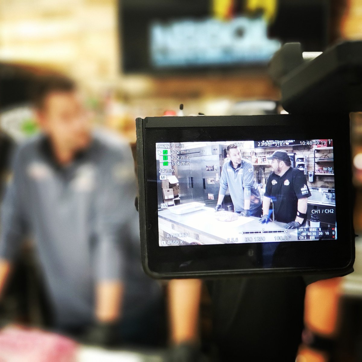 kcgrillingco's tweet photo. @shakenbakebbq , @GettinBasted & @nationalbbq in da house here at @kcgrillingco filming some great video content today & tomorrow.
#kcgrillingco #olathe #arborcreek #bbqlife #bbqfamily #bbqnation #kcbs #NBBQL https://t.co/kAK6CyuHPg