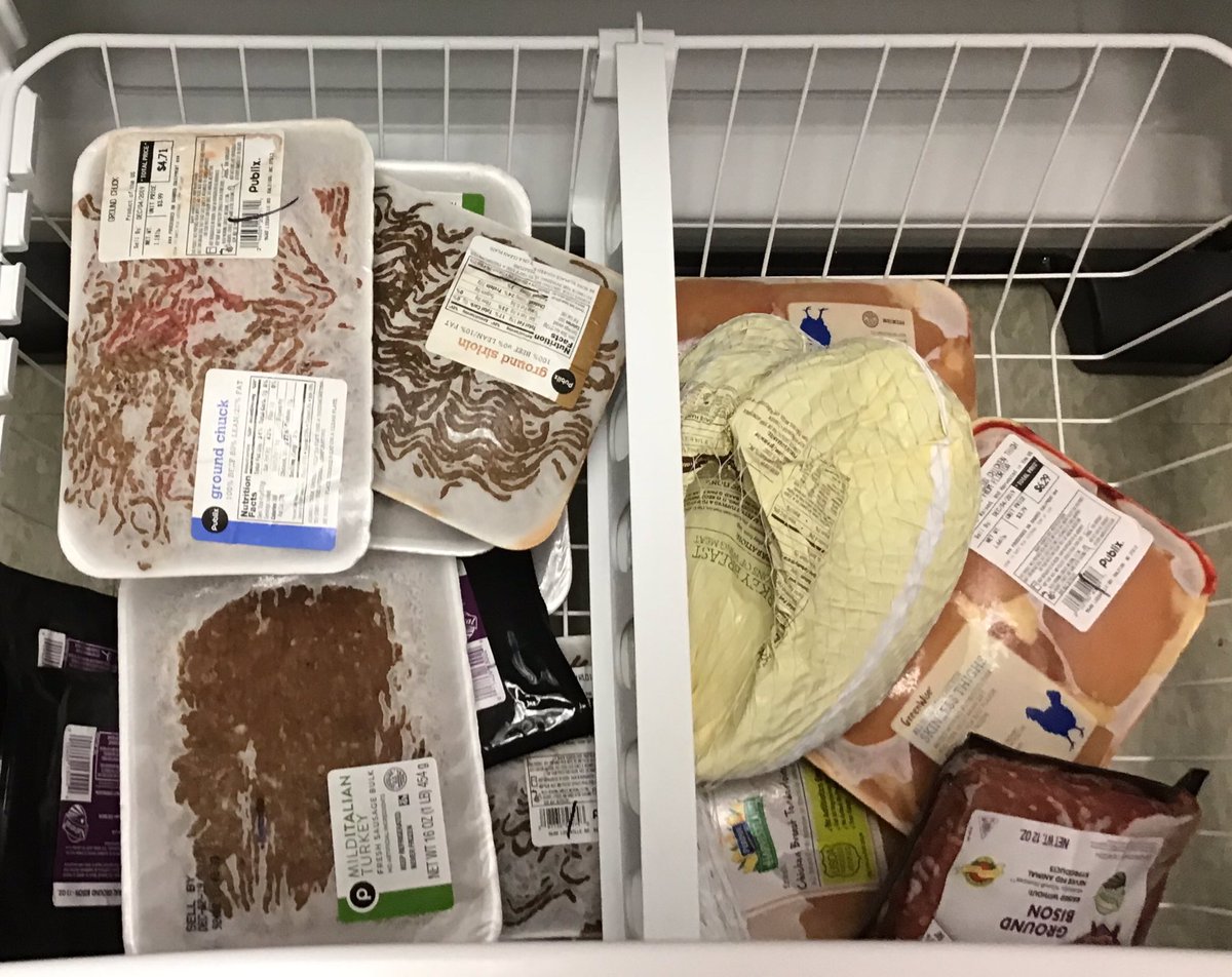 EnloeStdntSrvcs's tweet photo. Our food pantry is fully available for those who need it. Although the pantry is staffed from 2 to 3:30 p.m. Tuesdays and Thursdays, we will work with anyone who comes during our operating hours of 7 a.m. to 3:30 p.m. weekdays. https://t.co/G9AMV8OWYv