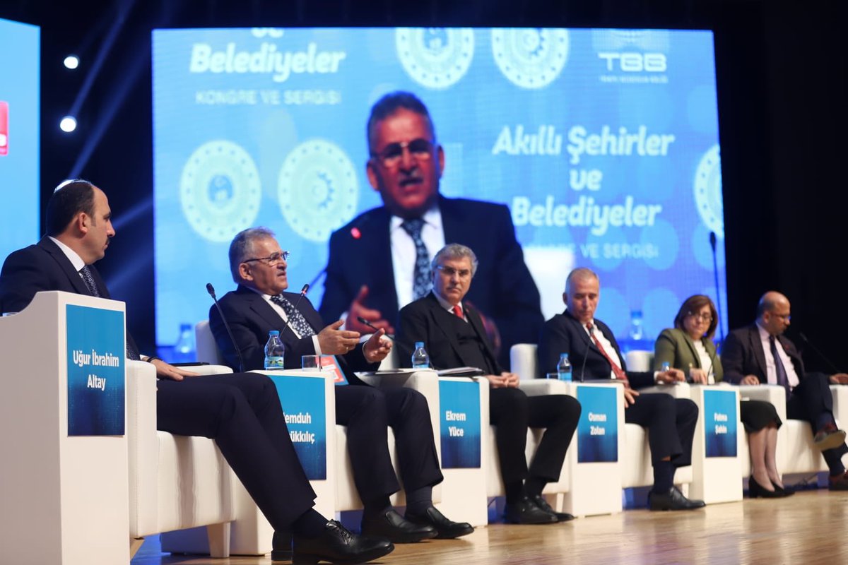 Memduh Büyükkılıç