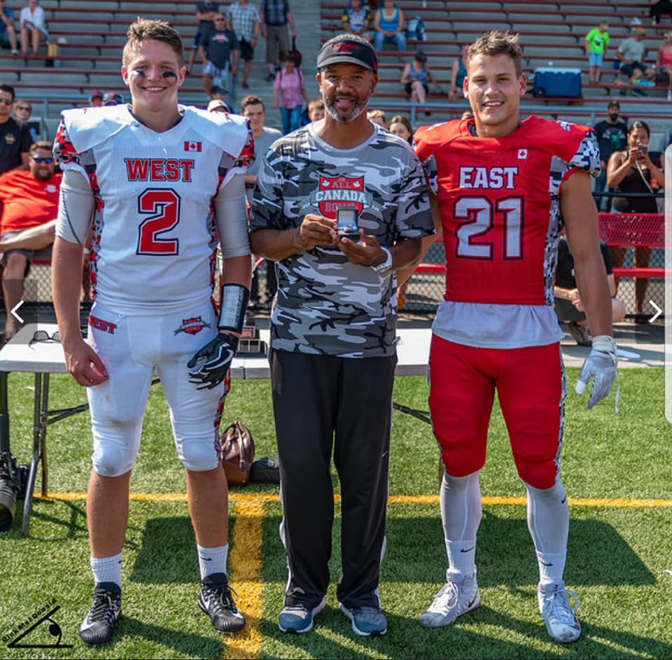 PLAYERS ACROSS CANADA - PLAY IN THE 2020 ALL CANADA BOWL!! FILL OUT FORM &amp; SUBMIT
forms.gle/7rcByR3u4Zmgbi…