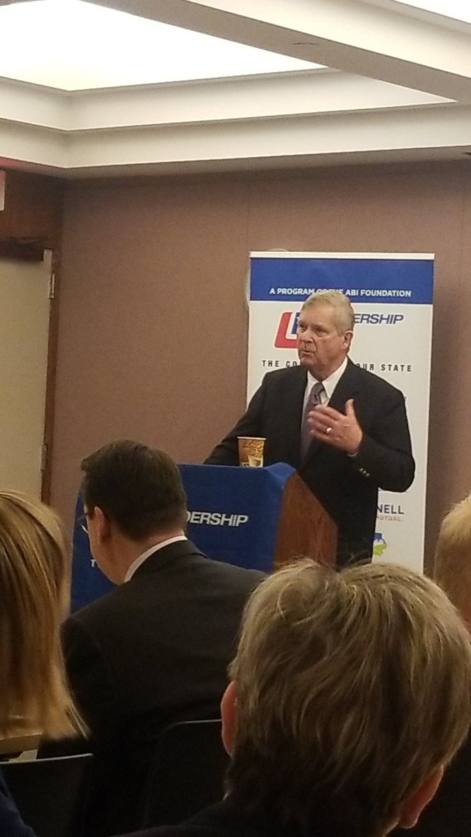 a_heun's tweet photo. Having a title is ambition. Improving and growing others is leadership. -Sec. Vilsack #li38 https://t.co/sULjo0GP2Y