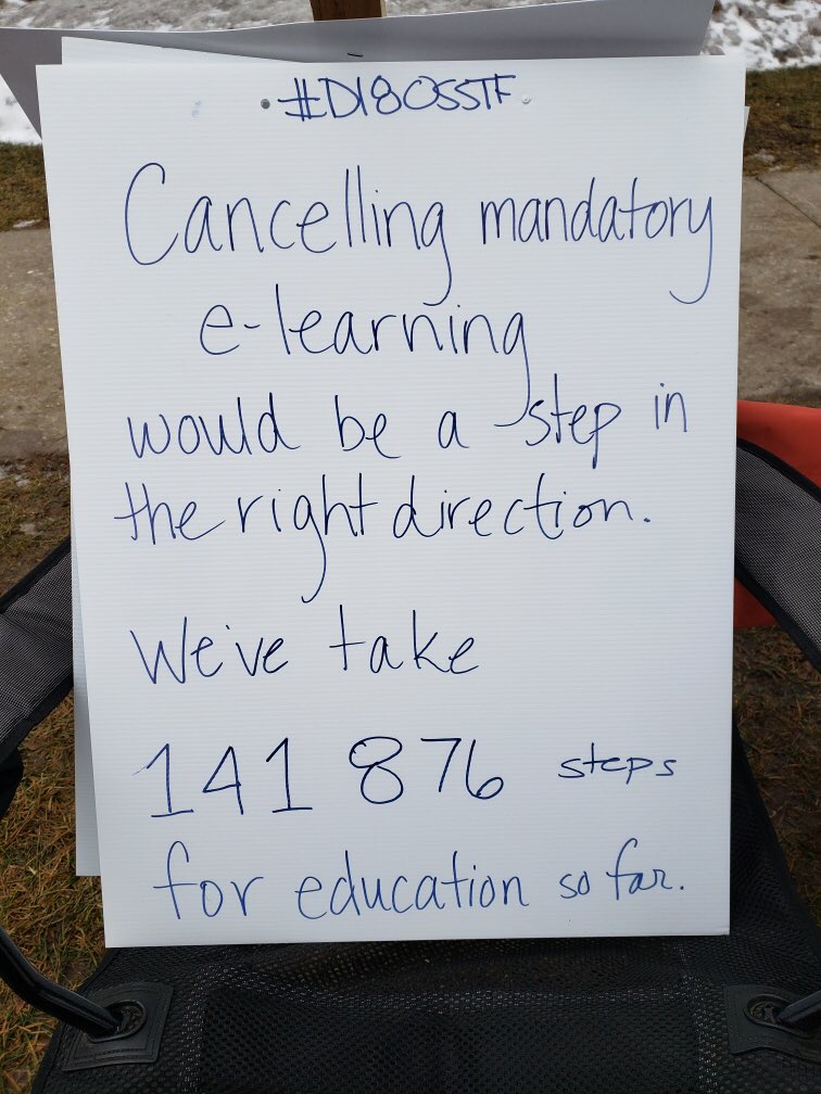 d18teachers's tweet photo. #OSSTF members at #JohnFRoss taking steps for education. https://t.co/j2vmX8v67G