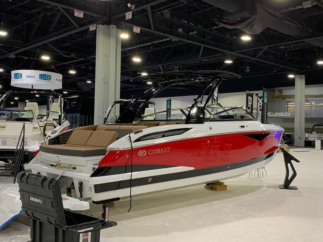 CobaltBoats's tweet photo. Um yeah. Booking a flight to ATL for the boat show. Gonna need to see that beauty up close! 📸: @Singletonmarine #onlyacobalt https://t.co/Yv9dRp9tAI