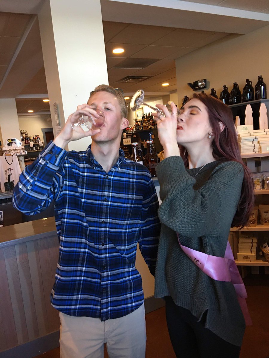 ShannonMatticeN's tweet photo. Happy birthday @DavidNieters here’s to another year of adventures and drinking with you. #WhatsYourAgeAgain #RipHoopKing03 https://t.co/ov0lk7q25l