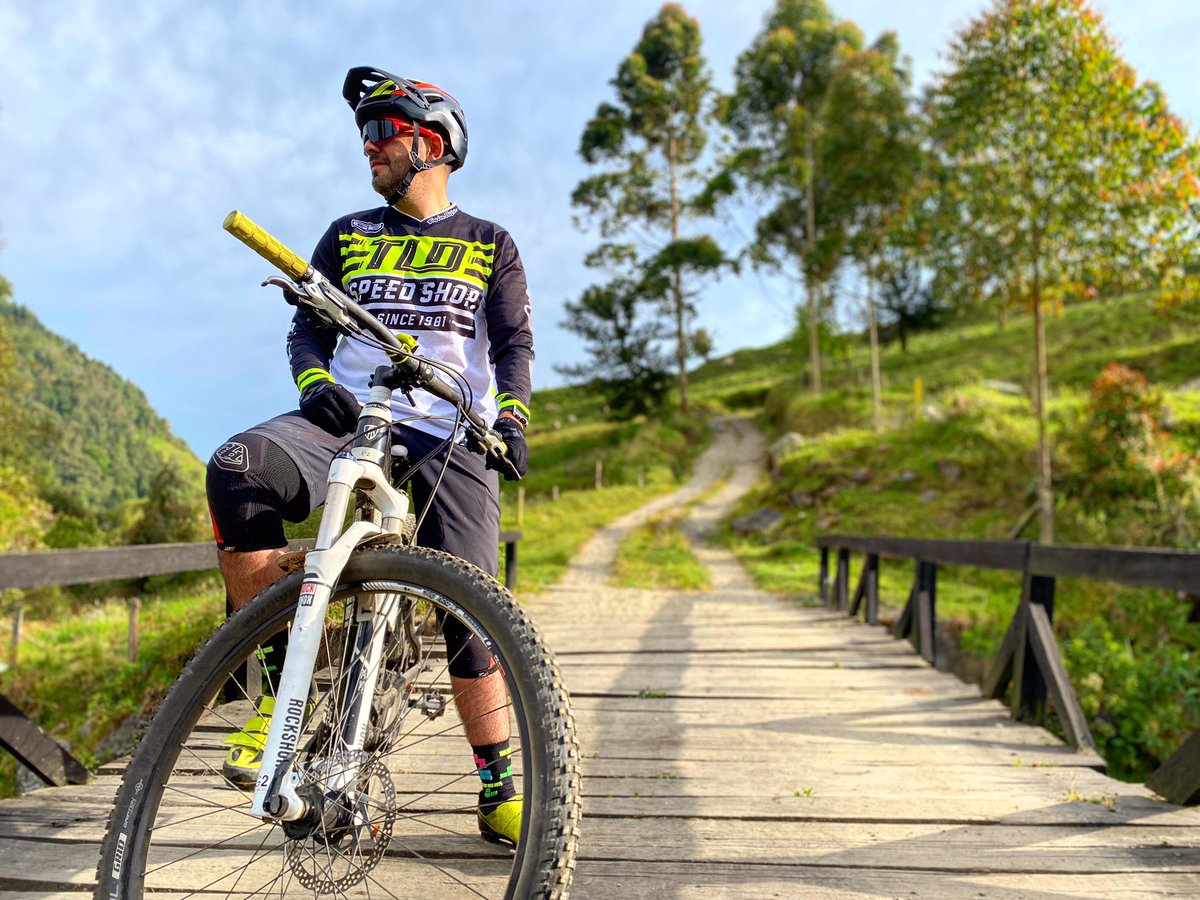pctvalenzuela's tweet photo. #Montaño o #LaChoza, vereda de #Villamaría, zona amortiguadora del #PNNN de @ParquesColombia, el mejor escenario para disfrutar de la primera rodada de 2020. https://t.co/GAiH3vO6Xr