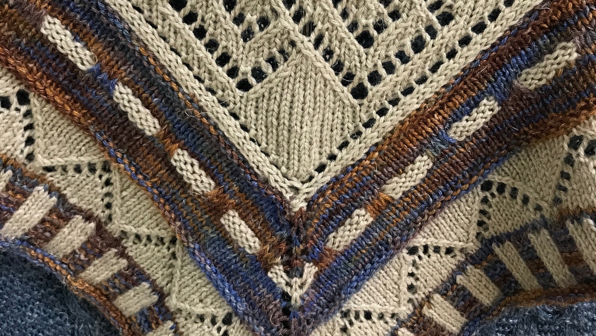 FilloryYarn's tweet photo. We just love the intricacy of this High Chapparal Shawl by Knit One, Crochet Too. Made with a combination of Batiste and Hand Painted Batiste, it is wearable art at it's finest. 🧡

Click the link in bio to see their yarn selection in our online store. 

https://t.co/VI5mhQid5W https://t.co/qQeHyb2PJn