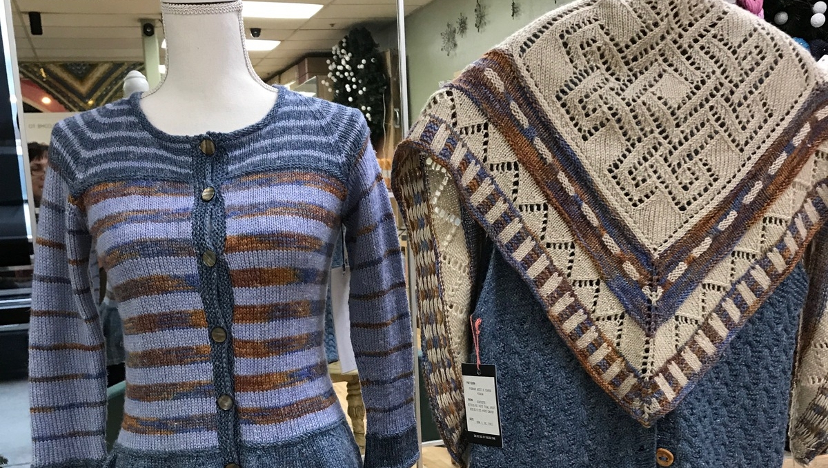 FilloryYarn's tweet photo. We just love the intricacy of this High Chapparal Shawl by Knit One, Crochet Too. Made with a combination of Batiste and Hand Painted Batiste, it is wearable art at it's finest. 🧡

Click the link in bio to see their yarn selection in our online store. 

https://t.co/VI5mhQid5W https://t.co/qQeHyb2PJn