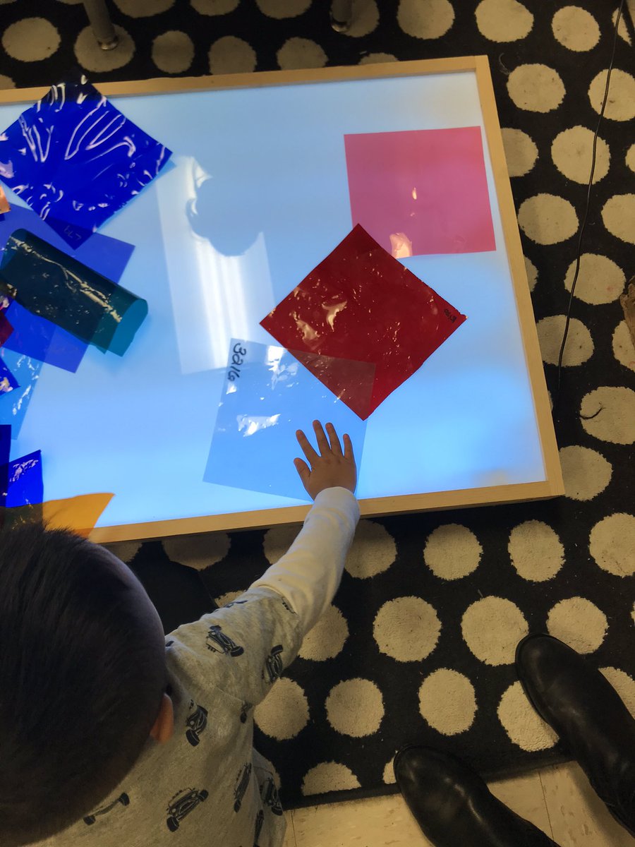 MrsHanning_Art's tweet photo. Pre-k friends are learning pattern through play based provocation stations #gpride #gcartsined https://t.co/O4OuAgAaEV