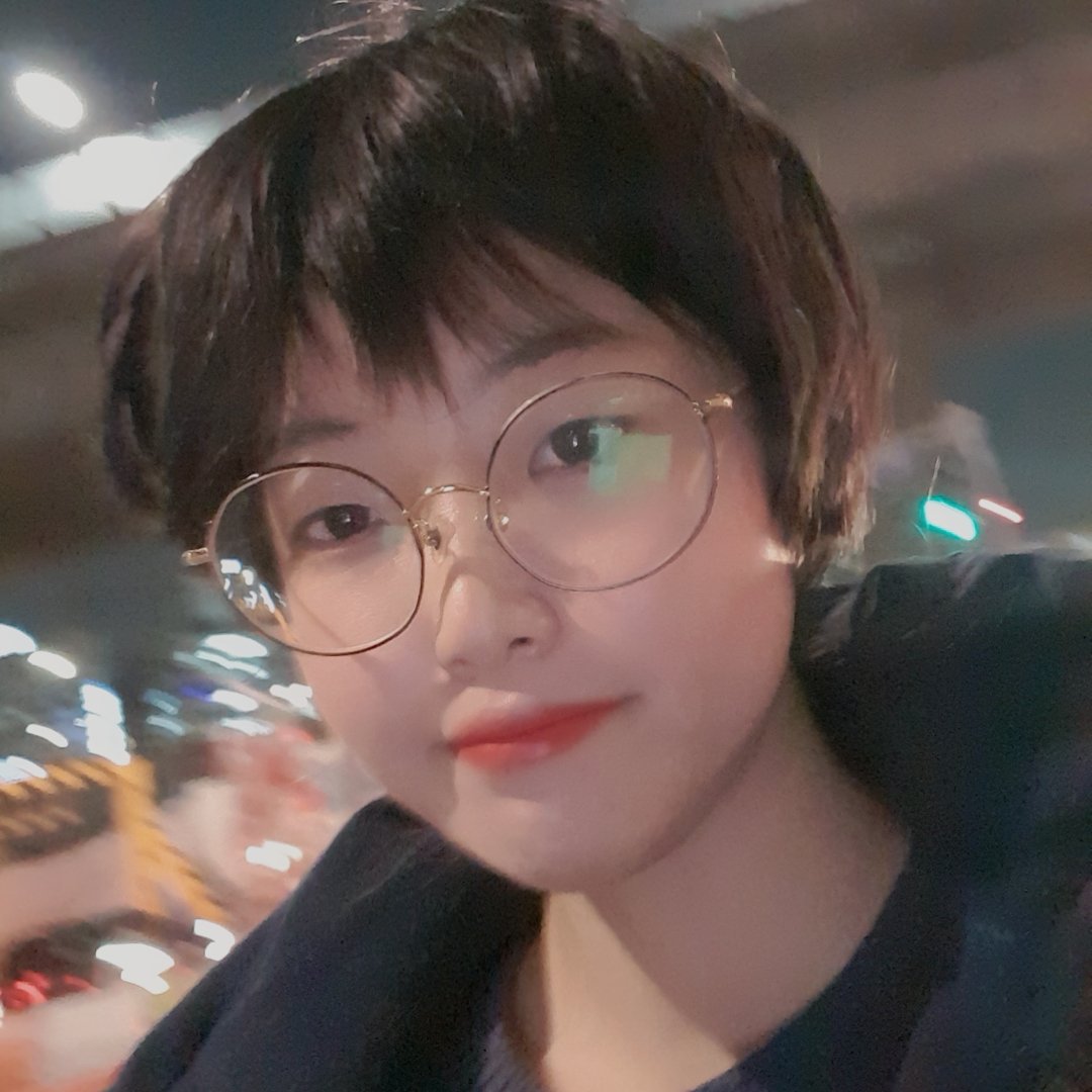 asa_10101's tweet image. #놀먹마토_후기

지각생은 후기도 지각합니다 정신없이 노느라 실내에서 사진을 한장도 안찍었지 모에요! 놀먹 백도앵으로 갔던 아사입니다 가발이 망해서 누가봐도 그냥 일반적인 머짧으로 보였을 가발을 알베르님이 그래도 멀쩡해보이게 되살려주셨어요 흑흑ㅜㅜㅠㅠ 후기는 생각날때마다 천천히!