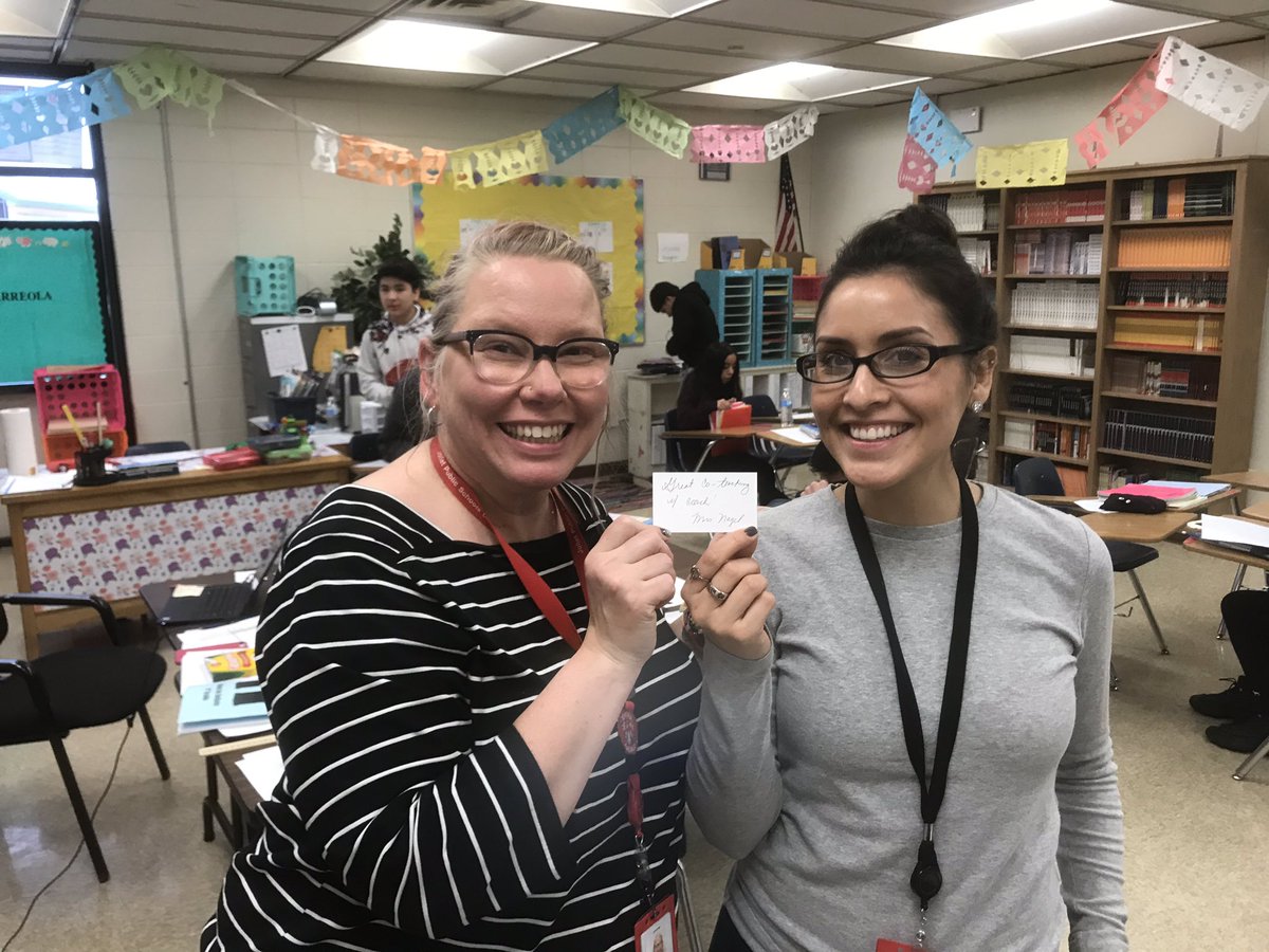 146reads1's tweet photo. Coteaching in room 16 is always a wonderful experience for me. I am not only building relationships with peers, but students as well. And it’s a bonus that @tnagel4 was able to observe our experience #ilovemyjob @SusanaArreola7 #ell #highstandardsforall #uptherigor https://t.co/WabJclaT7L
