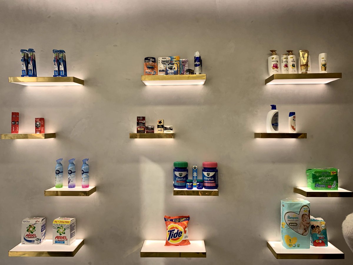 ACNielsenCenter's tweet photo. Thank you @ProcterGamble India for hosting our marketing MBA students abroad! #wiscmba #global https://t.co/D9y9u7kE2t