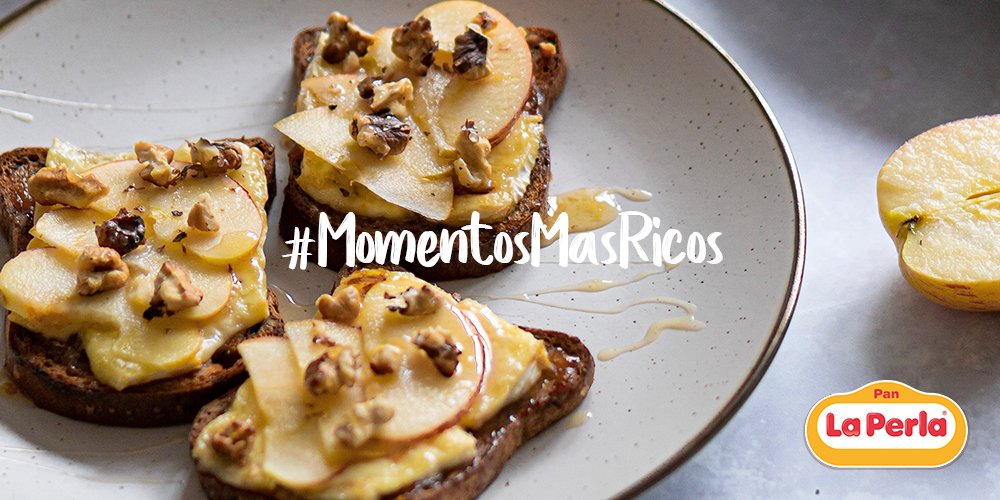 LaPerlaArg2's tweet photo. Tenemos recetas para todos los gustos, ¡Hoy les toca a los fanáticos de lo dulce! Tostá tu #PanLaPerla favorito con una feta de queso, glaseá con manteca las rodajas de manzana, tostá las nueces y finalizá el plato sirviendo con las tostadas 🤤🤤 #MomentosMásRicos https://t.co/gV3tbcbnzm