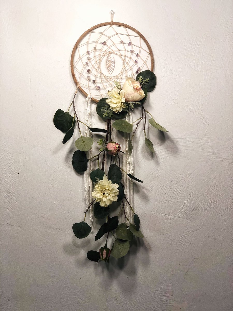 KiyahsCreations's tweet photo. Eucalyptus Dreamy available now, link in bio! #kiyahscreations #boho #bohoart #decor #nursery #babygirl https://t.co/mdpbqFlVW4