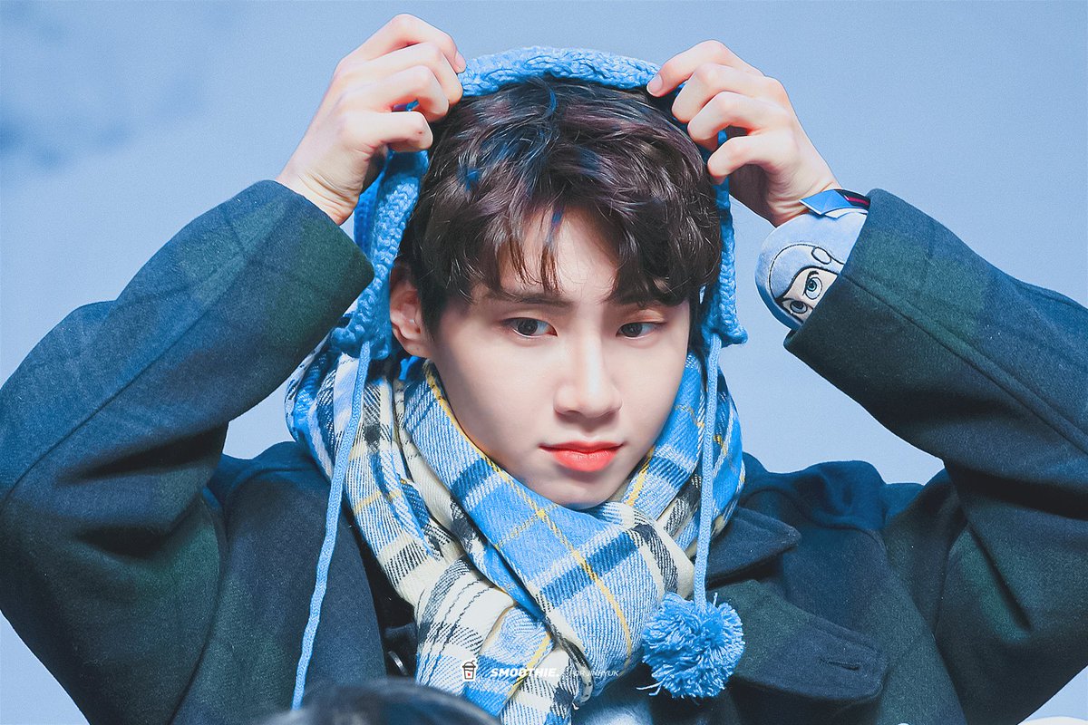 huge_road's tweet photo. 요즘 썬크림을 발라도 타는 이유가 여기있었네 눈부시게 빛나는 babysun☀️☀️ https://t.co/i2JyNsFVrW