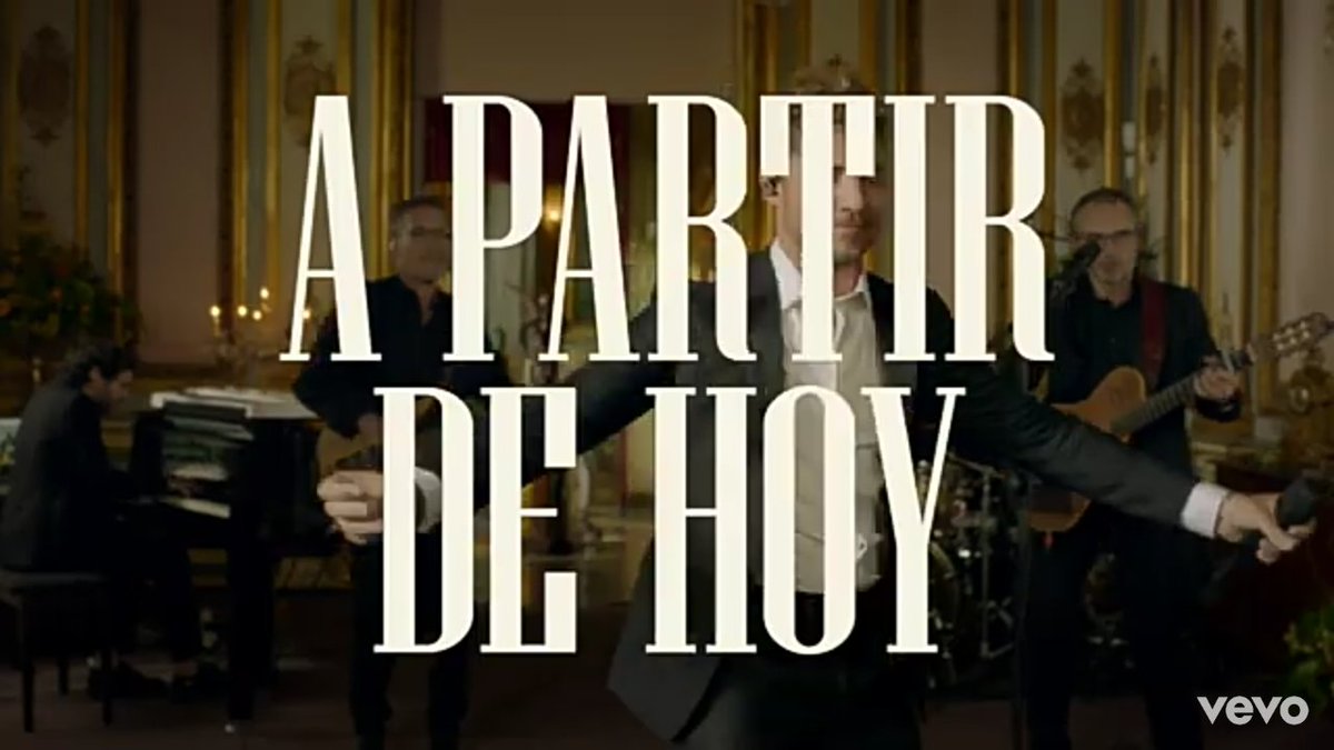 EIncreiblePeru's tweet photo. Seguimos emocionados con tan bellas canciones querido @davidbisbal gracias por tan bello regalo #VEVOLivePerformance disco #EnTusPlanes y las canciones #AbriréLaPuerta #Besame #APartirDeHoy te amamos mil desde 🇵🇪 a tu lado siempre #mareaRojaPeru @EIncreiblePeru @UniversalMPeru https://t.co/fEBzAZ3Lg4