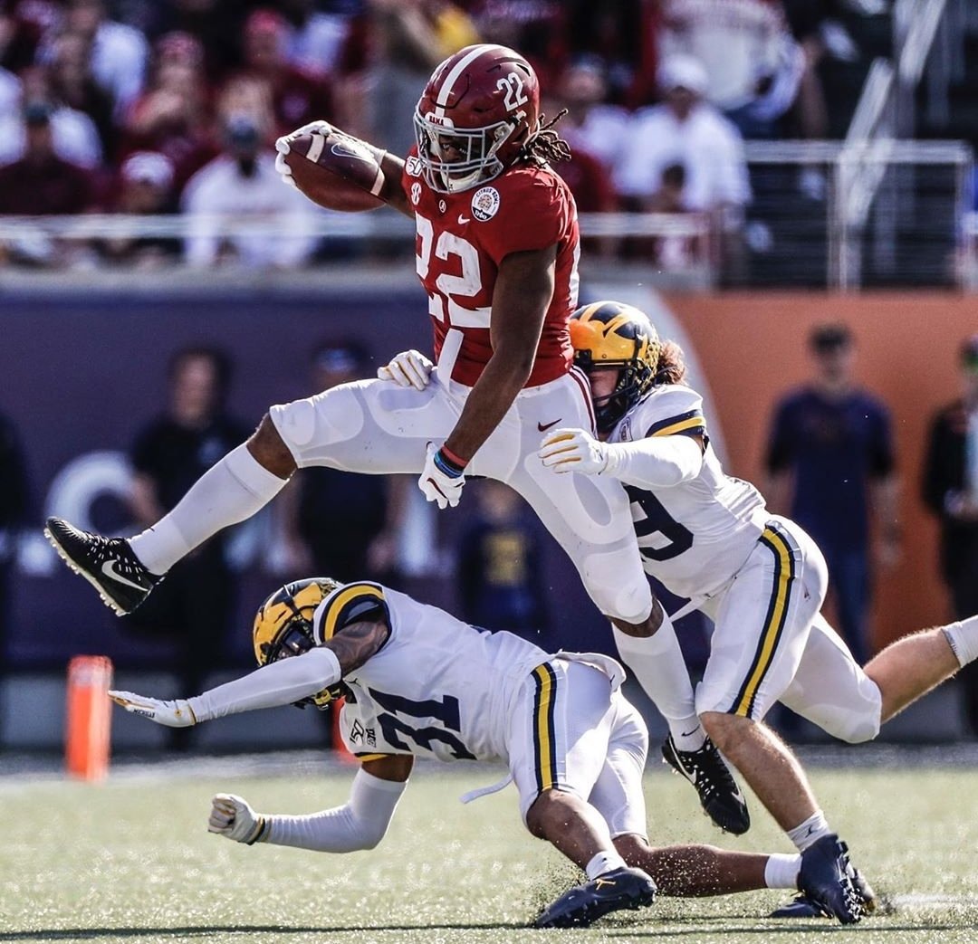 jerrysandersRTR's tweet photo. Najee Harris is returning to Alabama for the 2020 season and is not scheduled to make a formal announcement.... He received a 3rd to 4th round grade from the NFL even after he rushed for 1,224 yards this past season..... I'm glad he is back... #2020Reloading https://t.co/vhA5ew5B6S