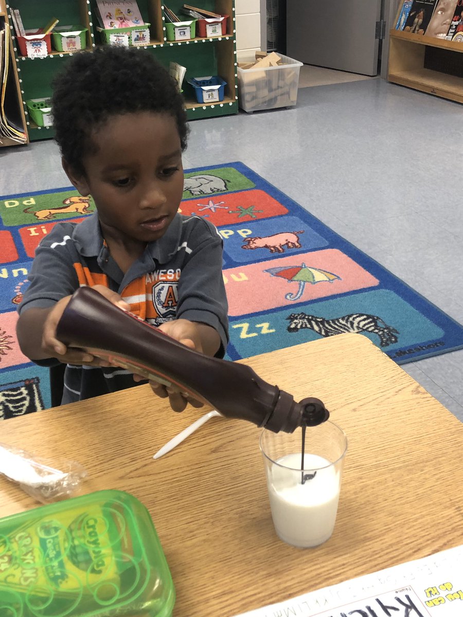 TinkerKinder's tweet photo. Today Miss George’s class had a hands on experience making chocolate milk, in order to prepare them for their upcoming “how to” writing piece! #learningisfun #kinderconnections https://t.co/RnFgUpHvmK