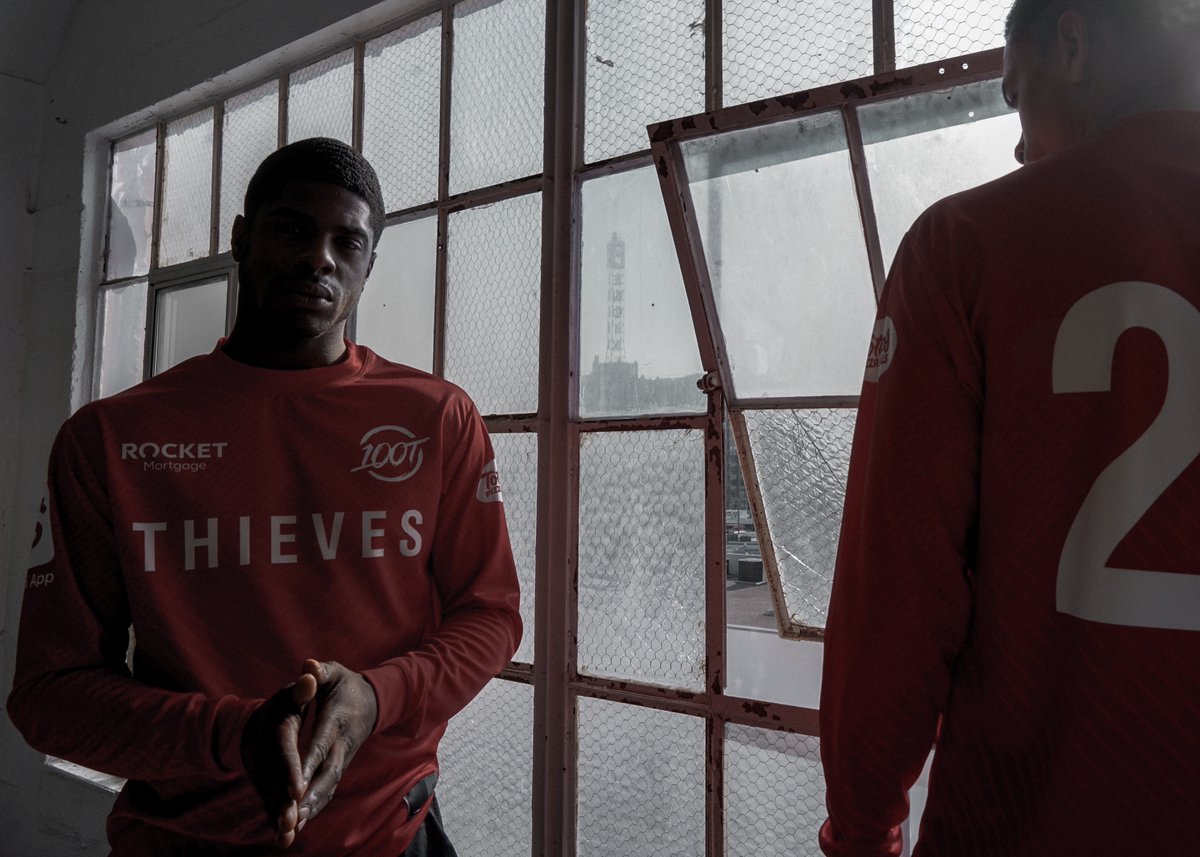 100Thieves's tweet photo. 2020 Jersey Program 
01.18.20. 12 PM PT.
https://t.co/8q3ChCqYeK https://t.co/8E7TuMtBUC