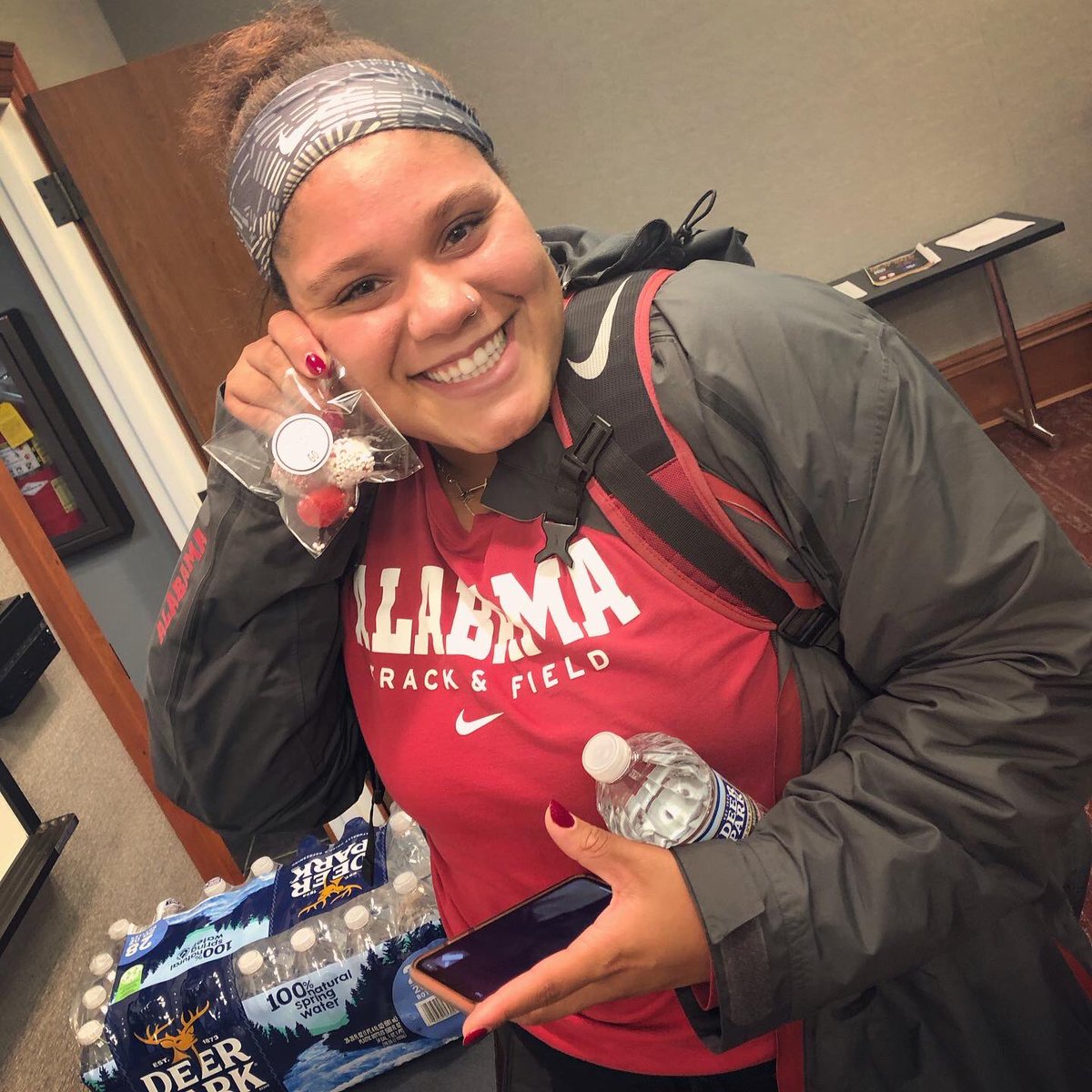 UA_SAAC's tweet image. Feels good to have the fam back together again! #newyear #samecrew #SAAC 🅰️🐘😝