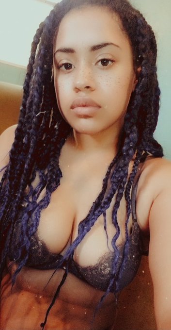 I'm not feeling my best. Cheer me up. https://t.co/P6vj5P0fC6