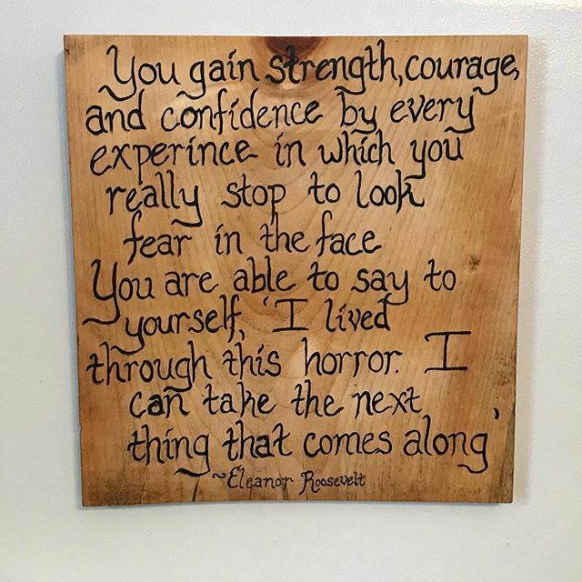 N58Painter's tweet photo. A piece for sale in my Etsy shop, JelleOilWorks.  Eleanor Roosevelt’s quote and living through hard times #etsyseller #etsyshop #jelleoilworks #eleanorroosevelt #quotes #calligraphy #handmade https://t.co/yQumDv1ZqL https://t.co/fAMh4anYIc