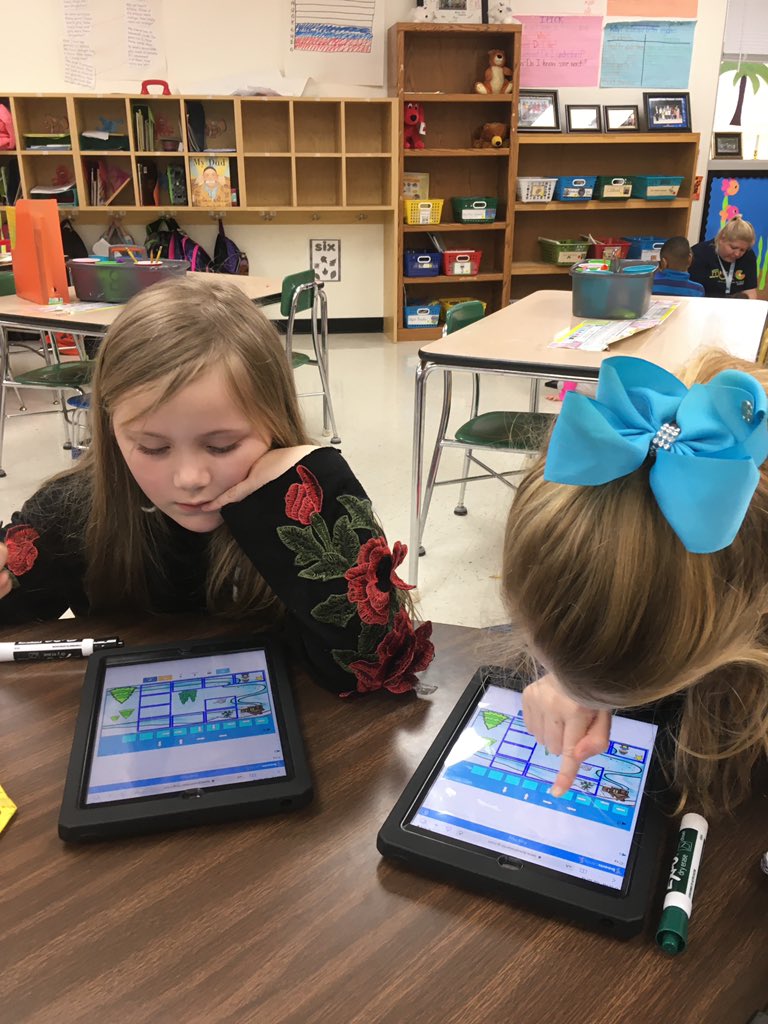 MASTFINSUP's tweet photo. CODING is so much fun! Today our first graders wrote the code for their character to move through the grid to the desired spot. #yeahthatstemschool #finsup #codingisfun @MASTFINSUP https://t.co/O7ok99ob2p
